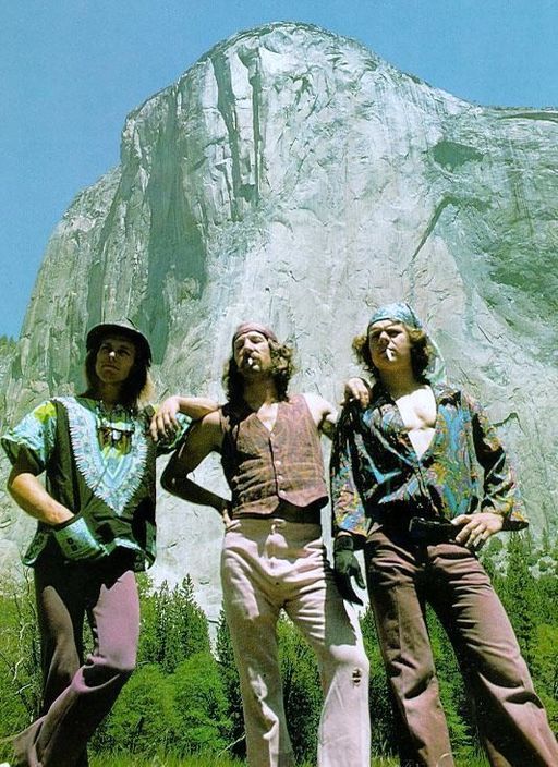 512px Stone Masters in front of El Capitan